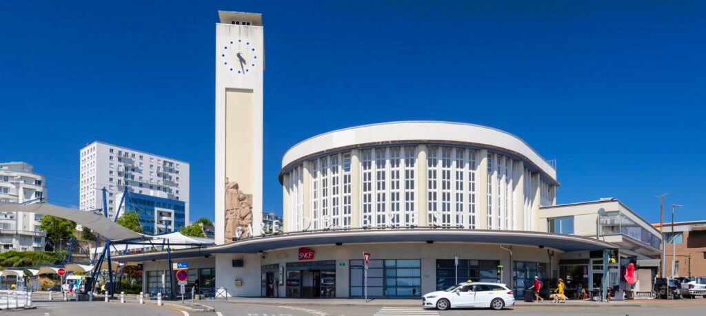 Etude et conception de signalétique du PEM de la gare de Brest