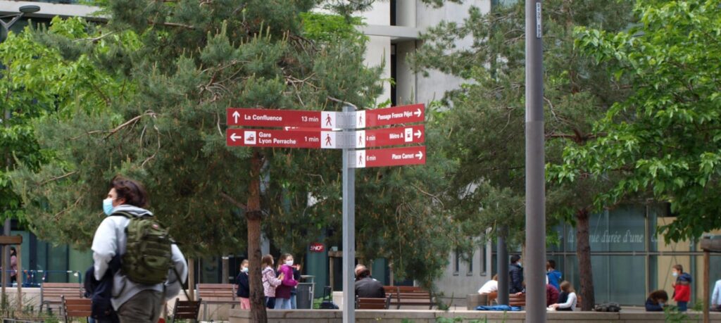 Signalétique Pôle d&rsquo;échanges Multimodal Lyon Perrache