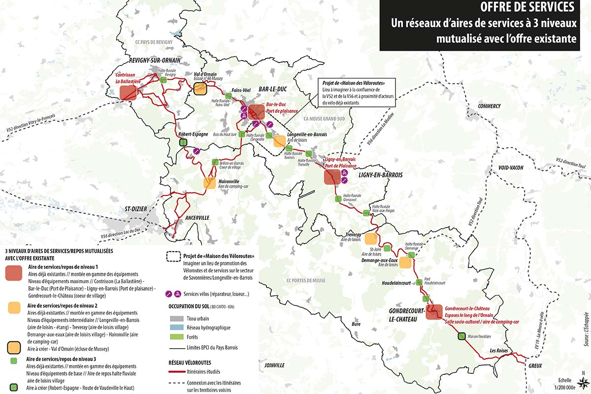 Carte du réseau d’aires de services à trois niveaux avec itinéraires et pôles entre Revigny-sur-Ornain et Gondrecourt